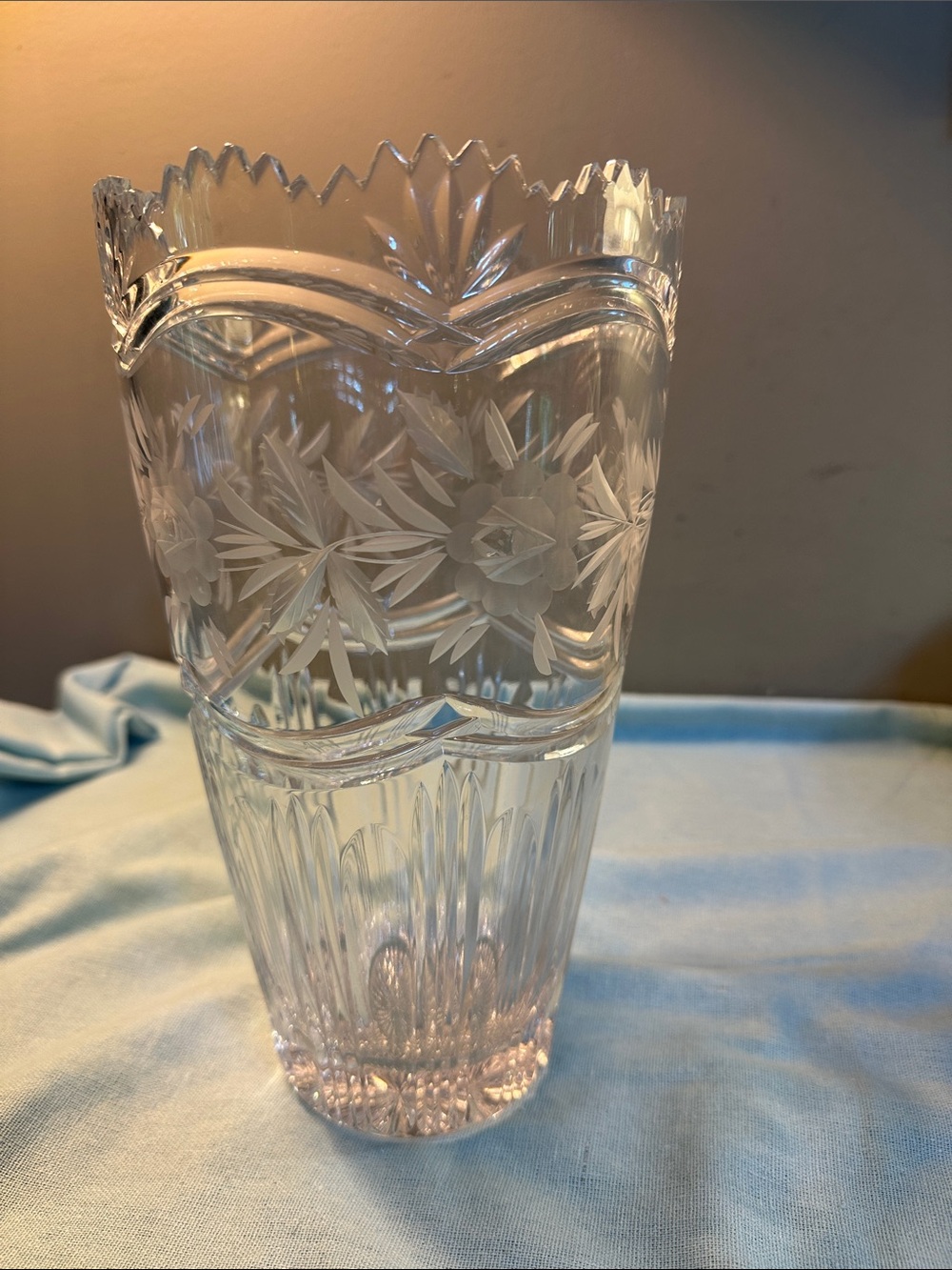 Vintage Large Flower 🌹 Vase Hand-Cut Lead Crystal Etched Frosted Glass Vase